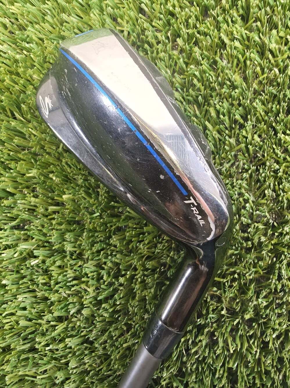 Cobra T-Rail 4 Hybrid Iron Ultra Lite 45 Lite Right-Handed - Picture 2 of 6